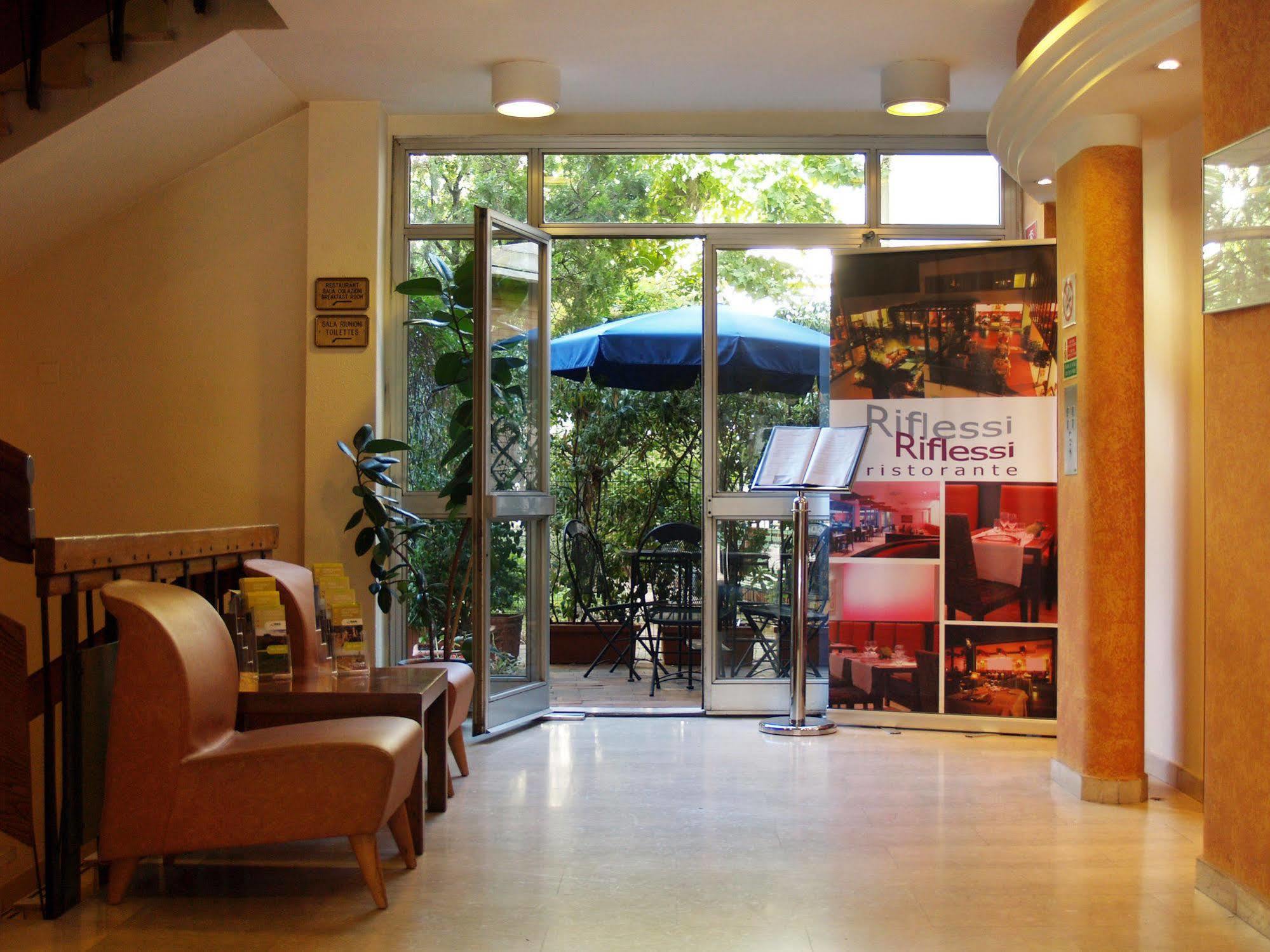 Hotel Meridiana Floransa Dış mekan fotoğraf