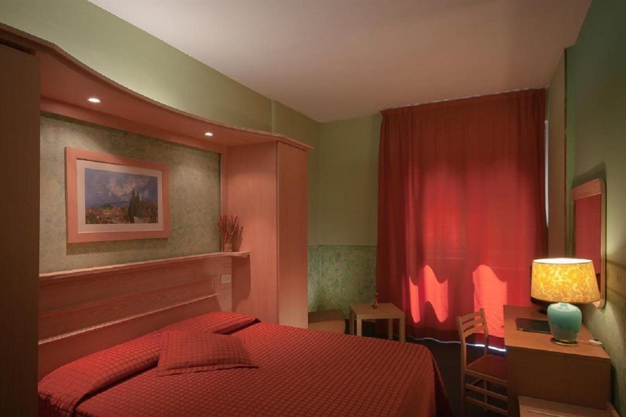 Hotel Meridiana Floransa Dış mekan fotoğraf