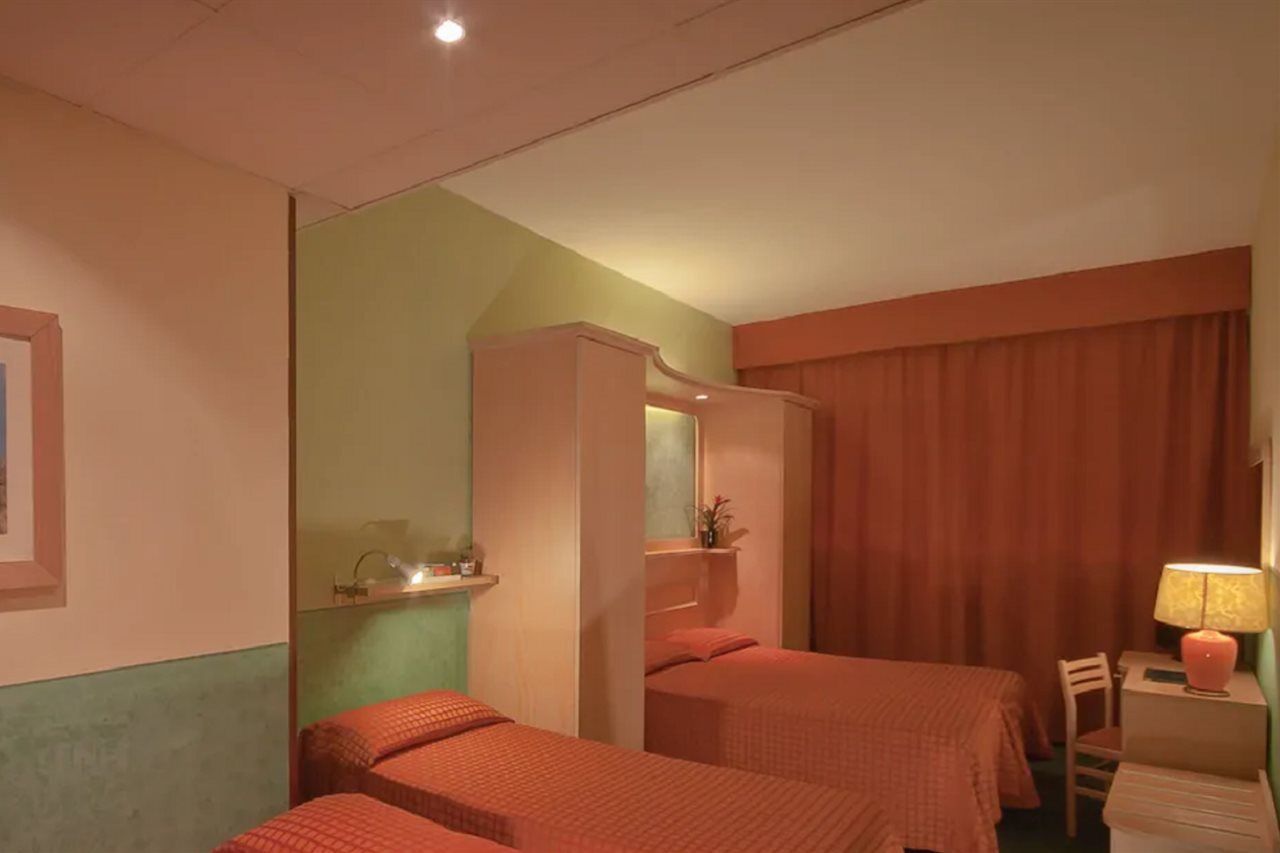 Hotel Meridiana Floransa Dış mekan fotoğraf